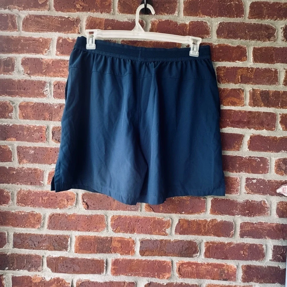 Fabletics men’s ‎ lined shorts blue size Large